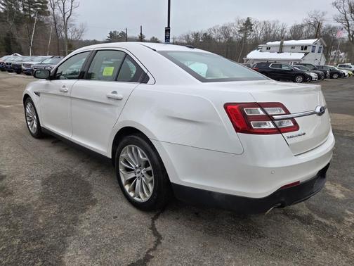 2015 Ford Taurus Limited