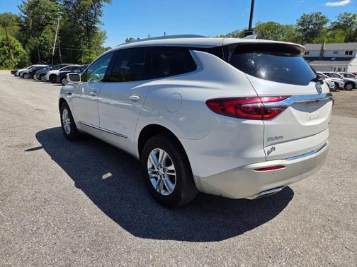 2018 Buick Enclave Essence
