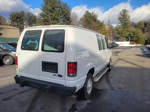 2013 Ford E250 Super