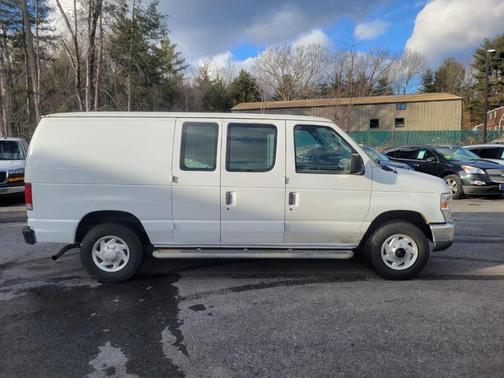 2013 Ford E250 Super