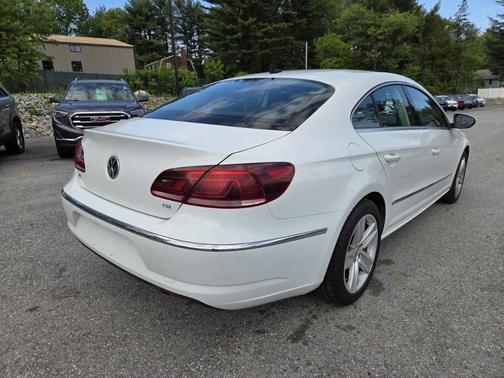 Pure White 2016 Volkswagen CC 2.0T Sport