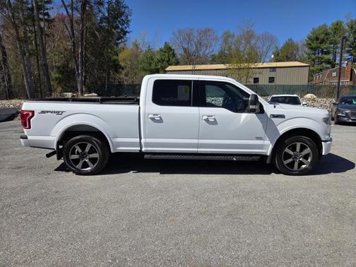 White 2017 Ford F-150 Lariat
