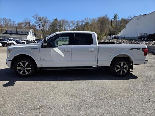 White 2017 Ford F-150 Lariat