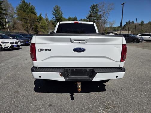 White 2017 Ford F-150 Lariat