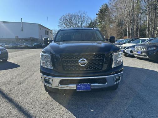 2019 Nissan Titan XD SV