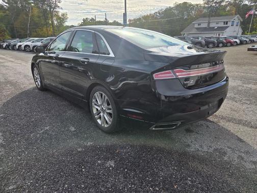 2016 Lincoln MKZ Base