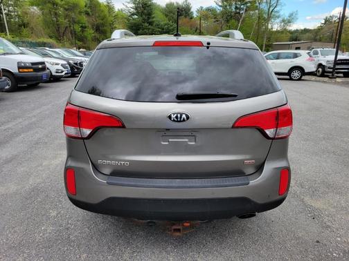 2015 Kia Sorento LX
