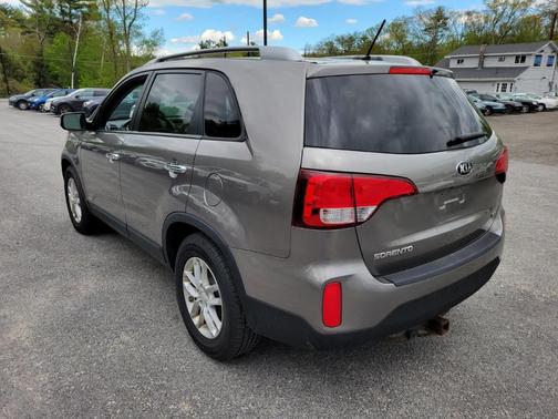 2015 Kia Sorento LX