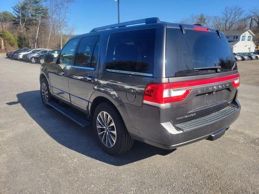 2016 Lincoln Navigator Select