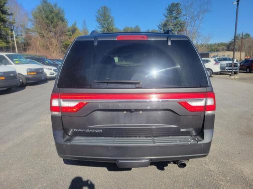 2016 Lincoln Navigator Select