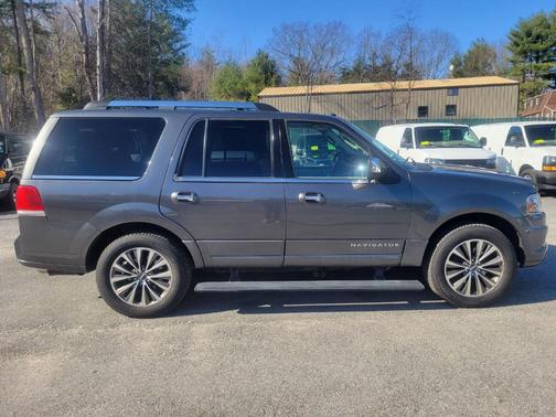 2016 Lincoln Navigator Select