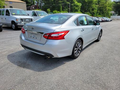 2017 Nissan Altima 2.5 SV