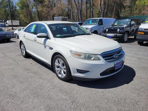 2010 Ford Taurus SEL