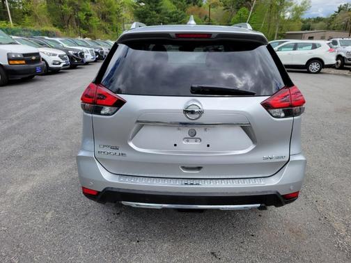 2020 Nissan Rogue SV