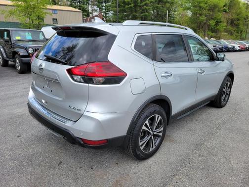 2020 Nissan Rogue SV