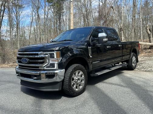 Black 2021 Ford F-350 Lariat Super Duty
