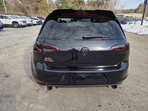 2017 Volkswagen Golf GTI Sport 4-Door