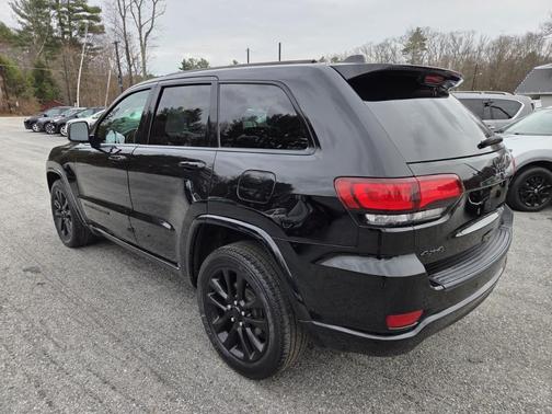 2019 Jeep Grand Cherokee Altitude