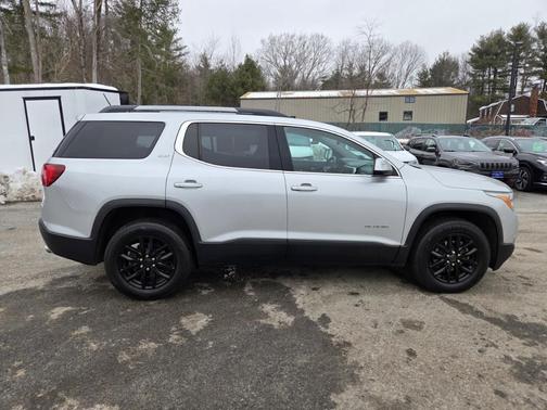 2019 GMC Acadia SLT-1