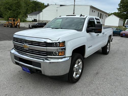 White 2018 Chevrolet Silverado 2500 WT