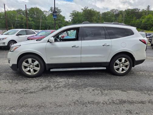 2017 Chevrolet Traverse Premier