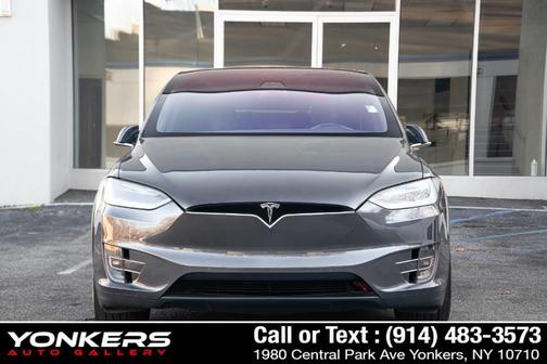 Silver Metallic 2017 Tesla Model X 75D