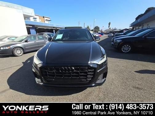 2022 Audi Q8 55 Premium Plus