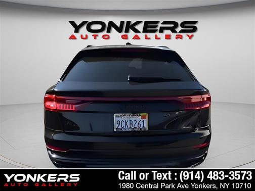 2022 Audi Q8 55 Premium Plus