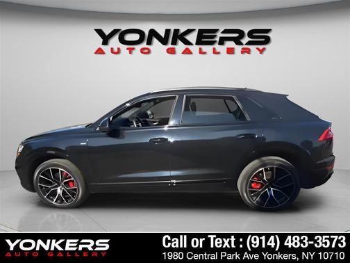 2022 Audi Q8 55 Premium Plus