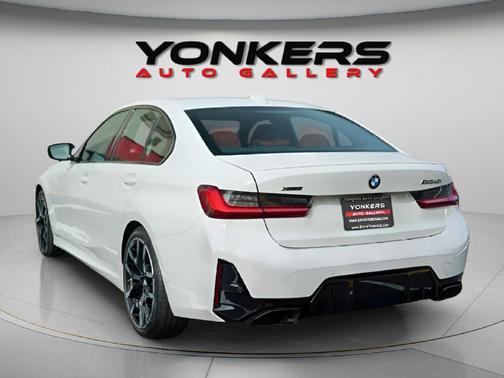 2025 BMW M340 xDrive