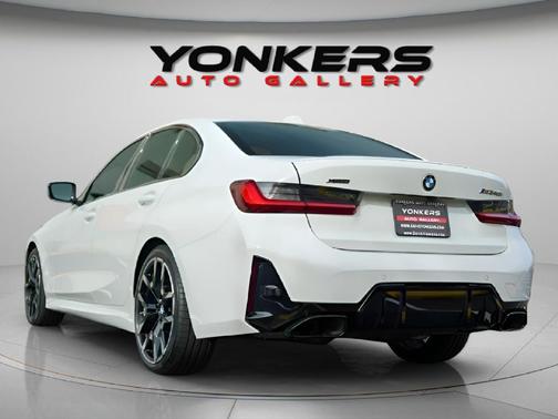 2025 BMW M340 xDrive