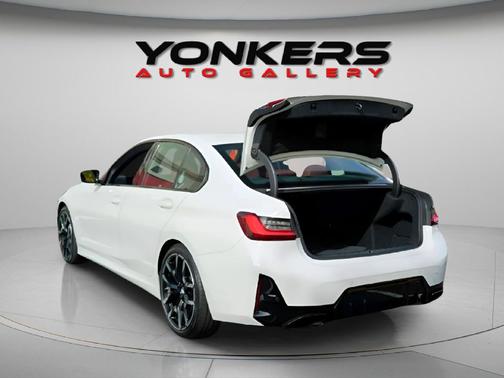 2025 BMW M340 xDrive