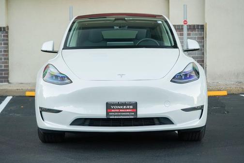 2025 Tesla Model Y Long Range Dual Motor All-Wheel Drive