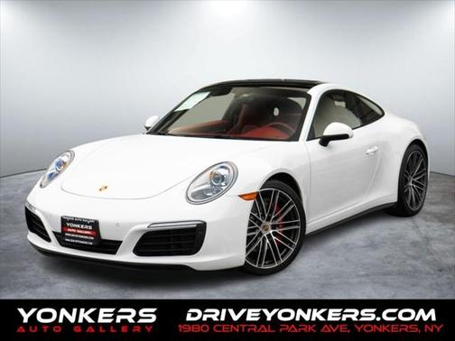 2019 Porsche 911 Carrera 4S