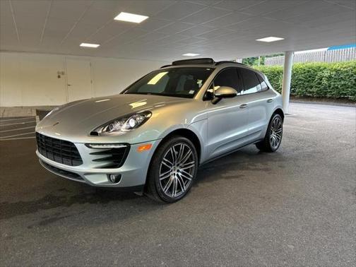 2018 Porsche Macan Base