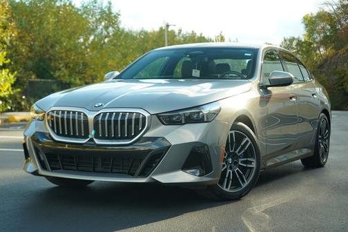 2024 BMW 530 xDrive
