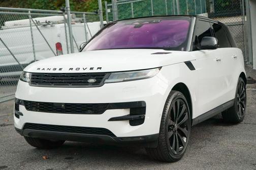 2023 Land Rover Range Rover Sport SE