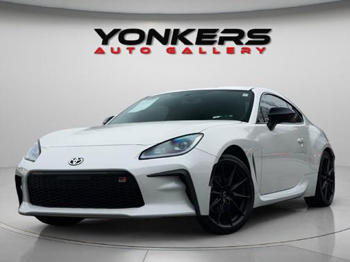 2023 Toyota GR86 Premium