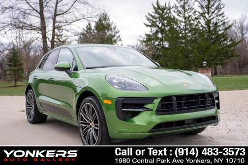 Mamba Green Metallic 2020 Porsche Macan Macan GTS