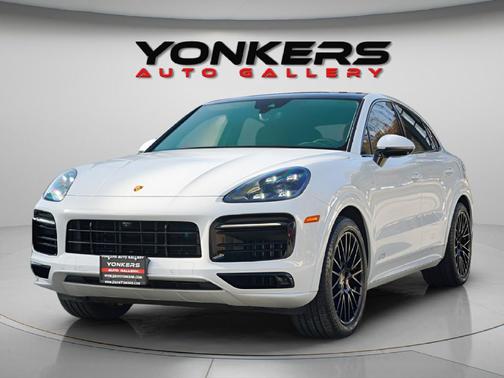 2022 Porsche Cayenne GTS