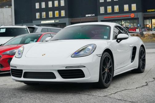 2018 Porsche 718 Cayman GTS