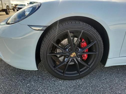 2018 Porsche 718 Cayman GTS