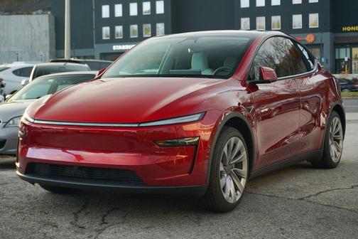 2026 Tesla Model Y Long Range Dual Motor All-Wheel Drive