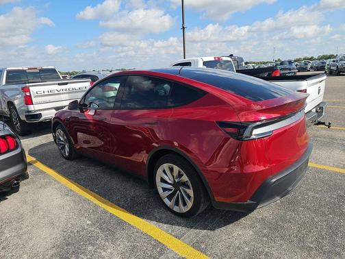 2026 Tesla Model Y Long Range Dual Motor All-Wheel Drive