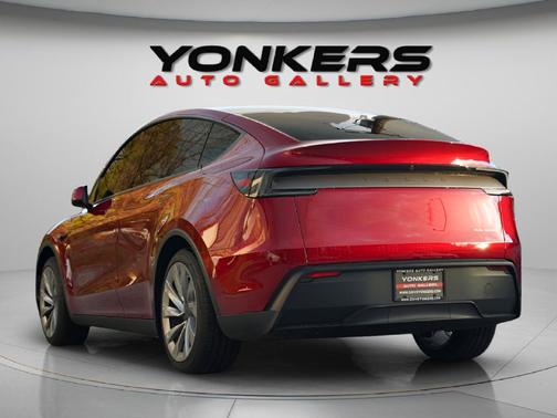 2026 Tesla Model Y Long Range Dual Motor All-Wheel Drive