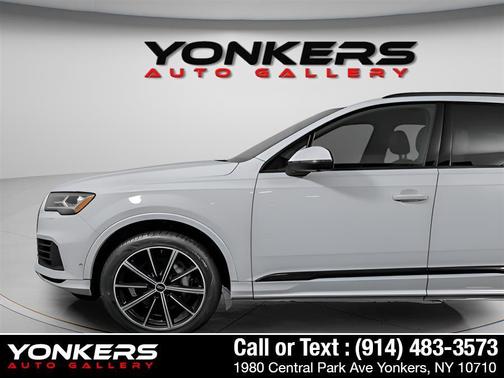 2022 Audi Q7 55 Premium Plus