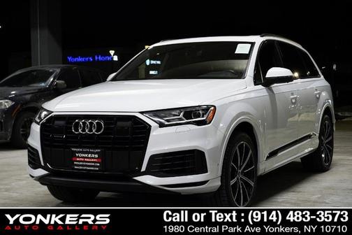 2022 Audi Q7 55 Premium Plus
