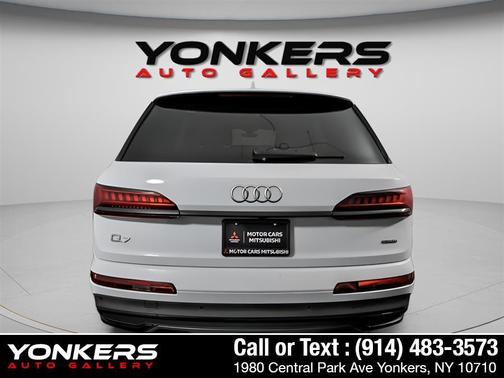 2022 Audi Q7 55 Premium Plus