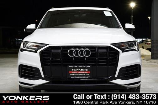 2022 Audi Q7 55 Premium Plus