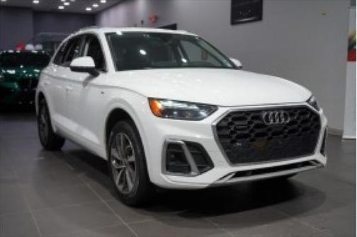 2022 Audi Q5 45 S line Premium Plus